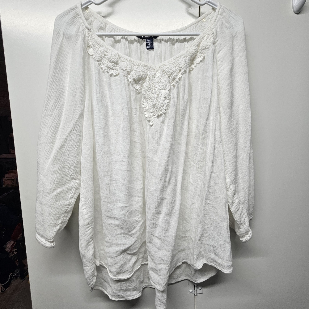 Chaps Denim Large white shirt